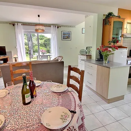 Holiday home La Perdrix Lezardrieux